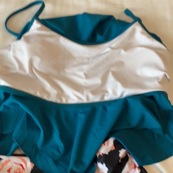 Floral 2 piece swimsuit high waist bottom - NWOT - Picture 7 of 10